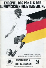 Sportboken - Endspiel des pokals der Europäischen meistervereine PSV Eindhoven-Benfica Lissabon 1988